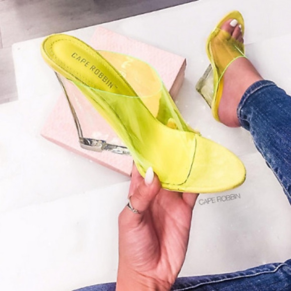 Cape Robbin 8 Yellow Transparent Wedge Heel